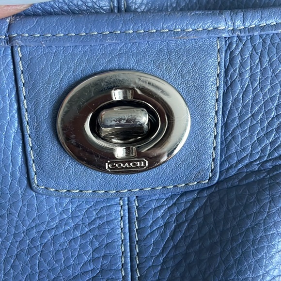 Light blue Coach cross body - Picture 3 of 7